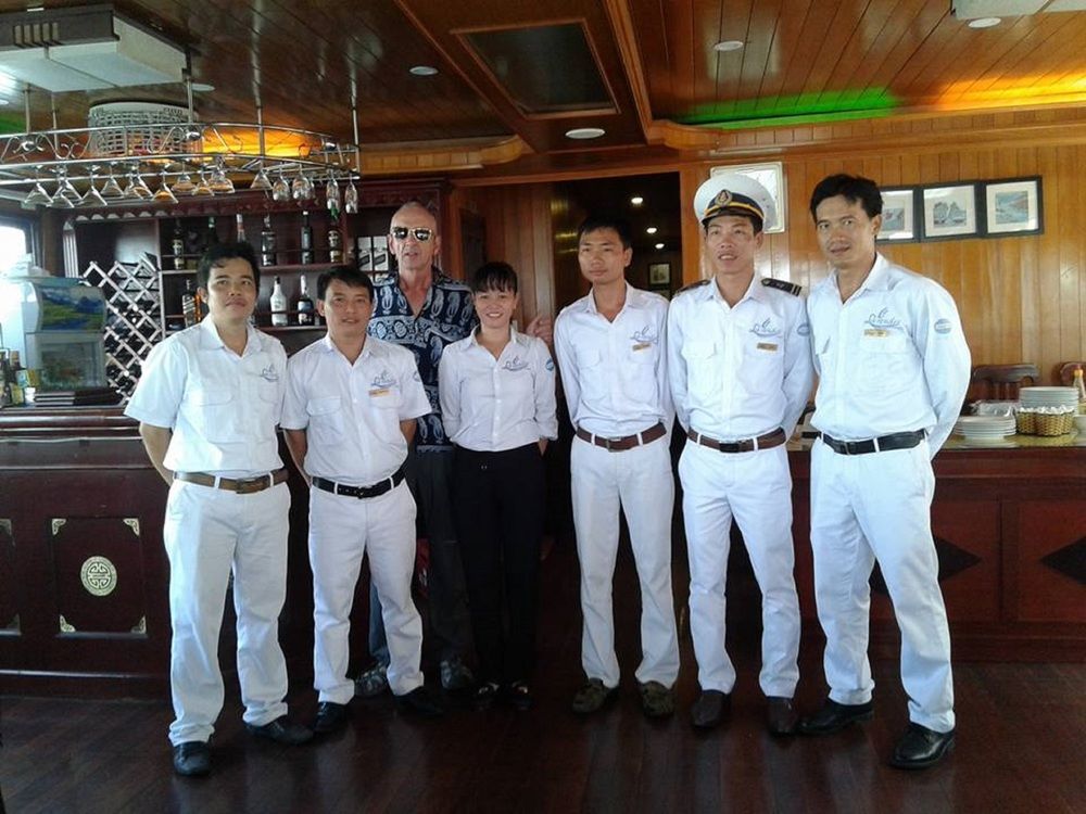 Halong Lavender Cruises Hotel Ha Long Bagian luar foto