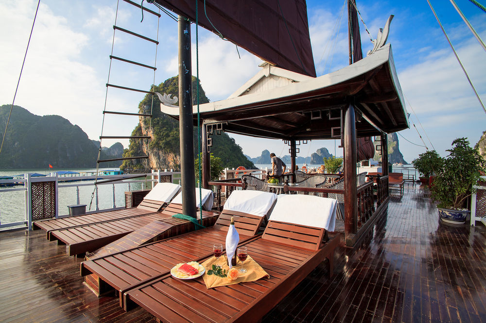 Halong Lavender Cruises Hotel Ha Long Bagian luar foto