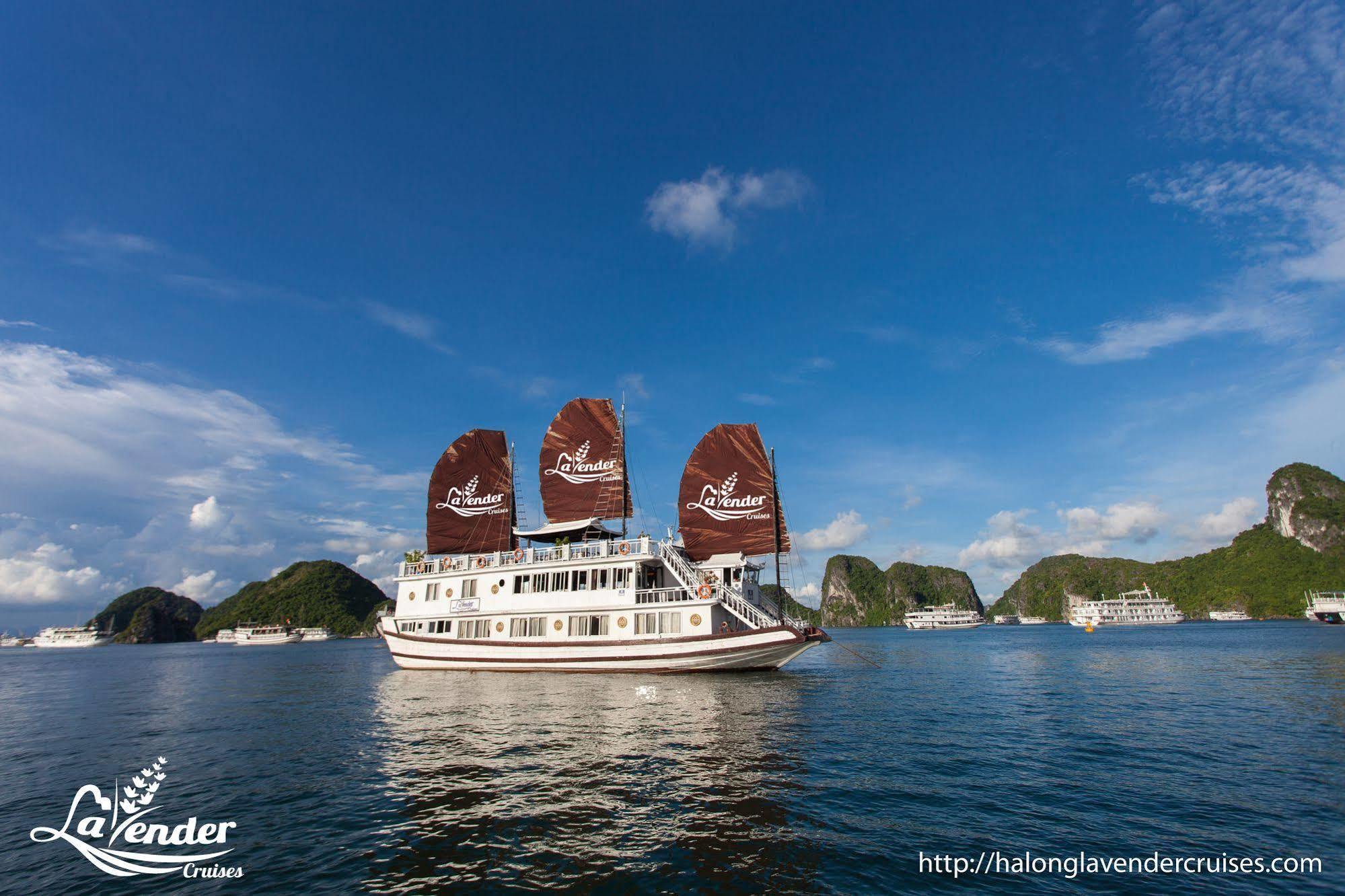 Halong Lavender Cruises Hotel Ha Long Bagian luar foto