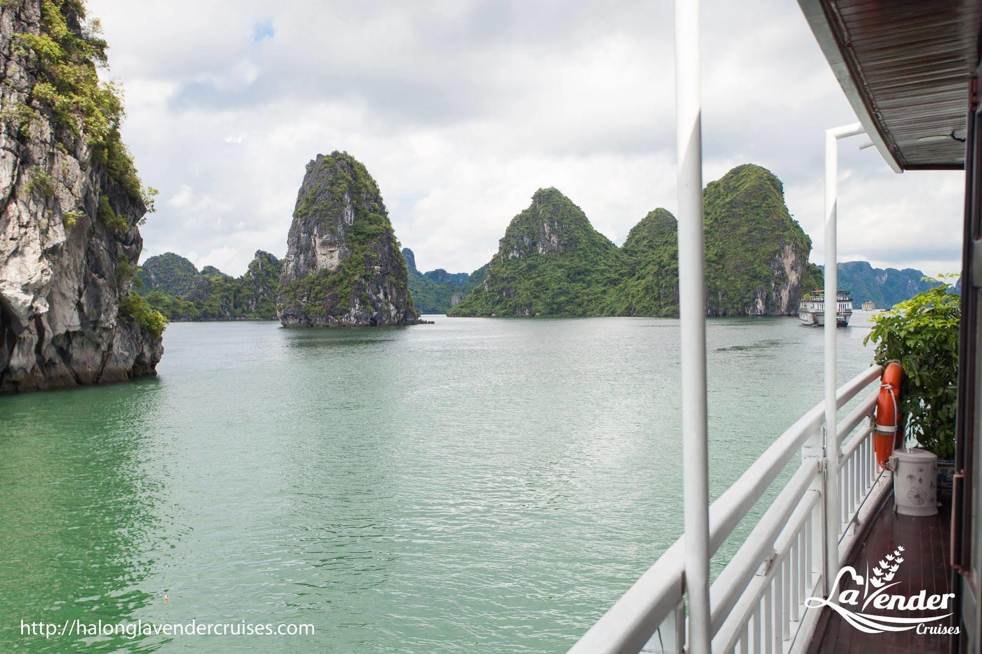 Halong Lavender Cruises Hotel Ha Long Bagian luar foto